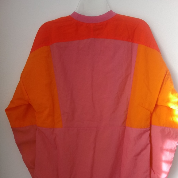 NIKE WOVEN CREWNECK WINDBREAKER - Picture 2 of 4
